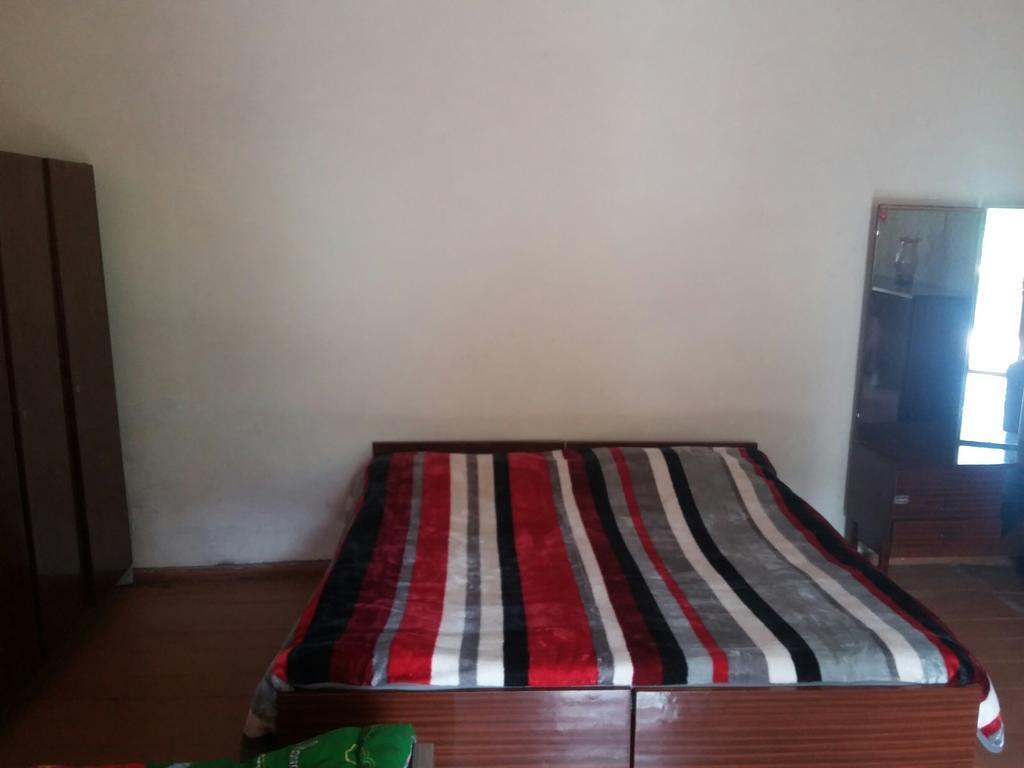 Guest House Adelina Mestia Esterno foto