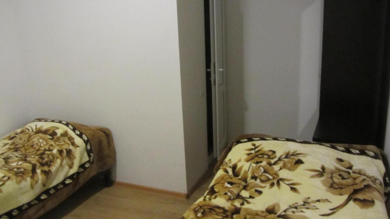 Guest House Adelina Mestia Esterno foto