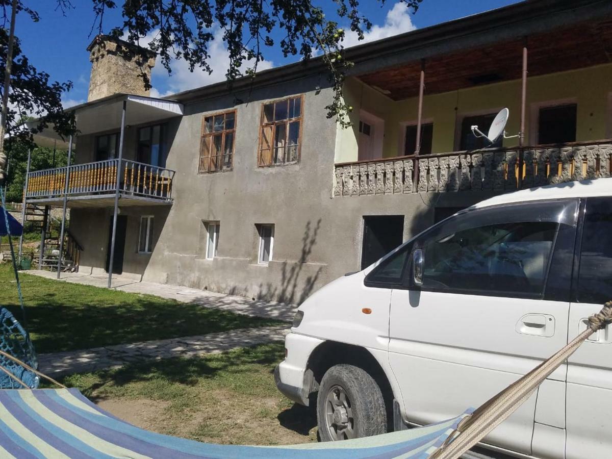 Guest House Adelina Mestia Esterno foto